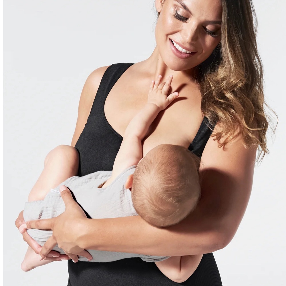 Set of 2 x Blanqi nursing/ postpartum support tanks medium
